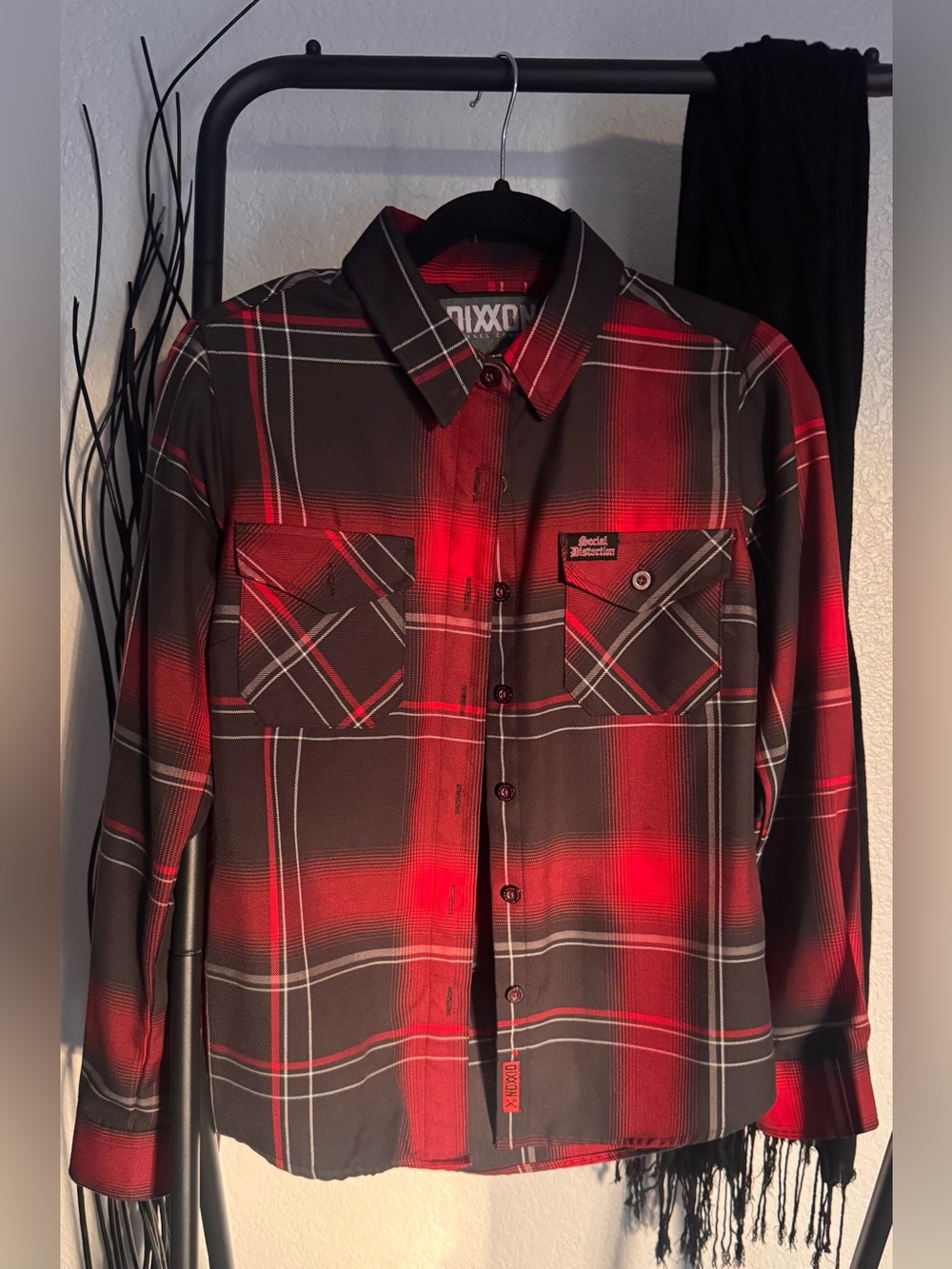 DIXXON Women's Red and Black Plaid Button-Up Shirt